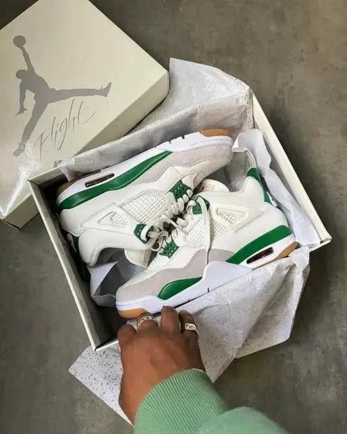 Nikee Air Jordan Retro 4 Pine Green Semi Ua Quality