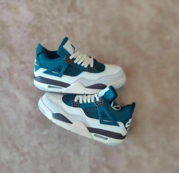 Nik_e Jordan retro 4 snorlax