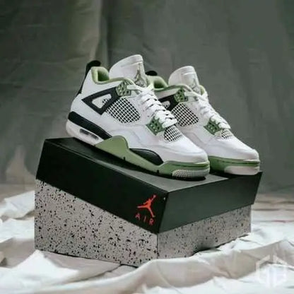 Air Jordan retro 4 Seafoam Semi UA