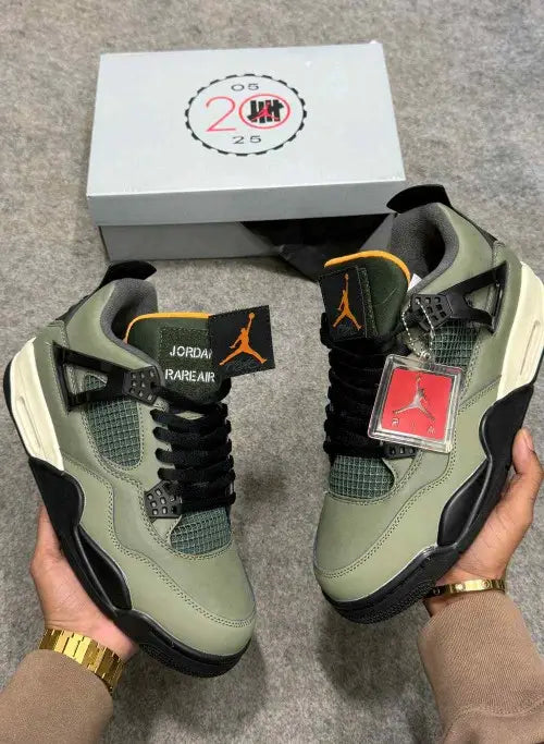 nikee Air Jordan Retro 4 x Undefeated Deep Green