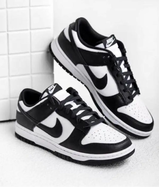 Nik.e SB Dunk Low Panda