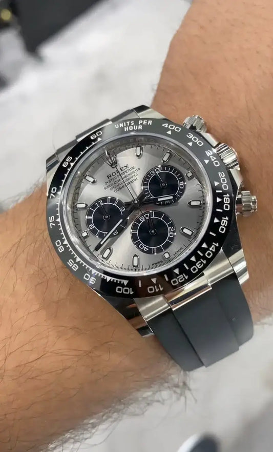 ROLEX DAYTONA SILVER BLACK DAIL